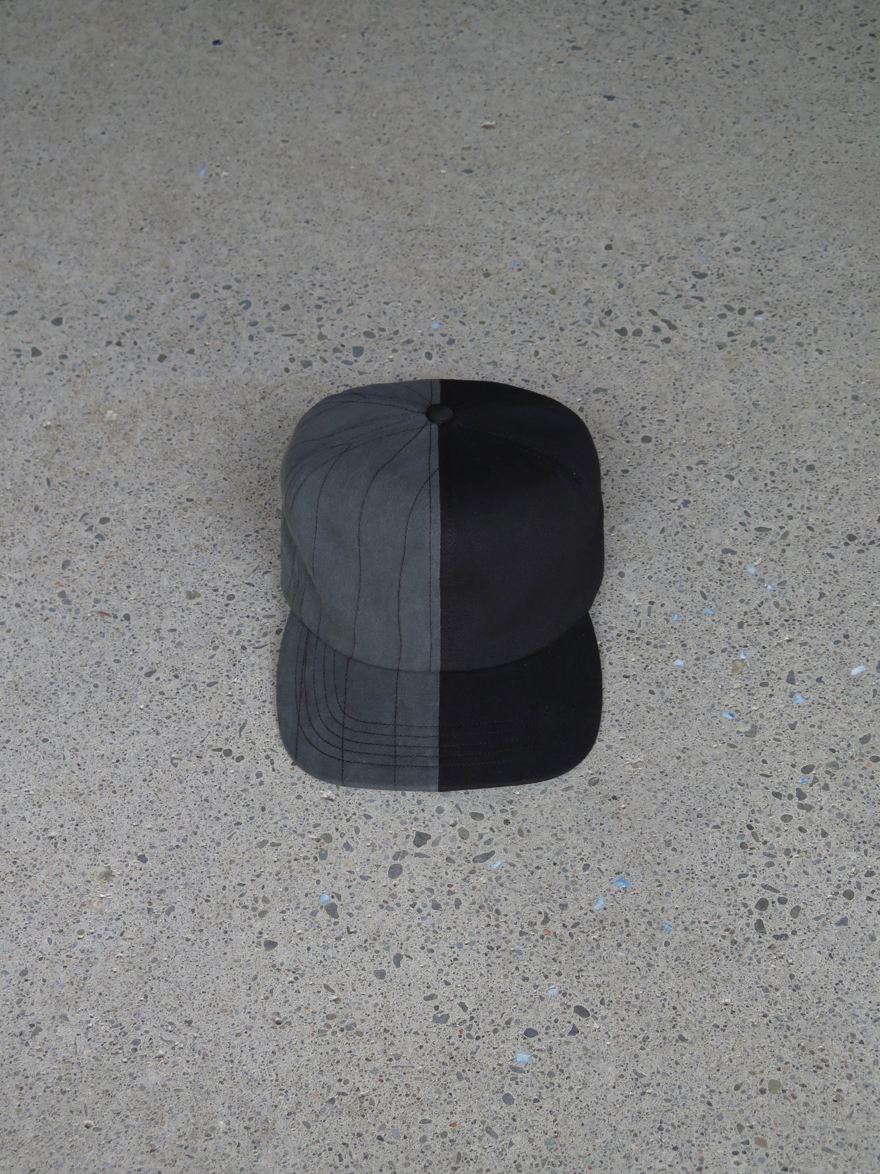 SPLIT PINSTRIPE ACE 6 PANEL - BLACK / CHARCOAL
